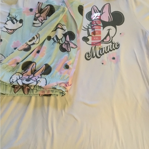 Minnie Mouse set of pajama shorts - Picture 6 of 8